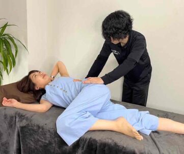 顔の歪みと姿勢へのストレッチ